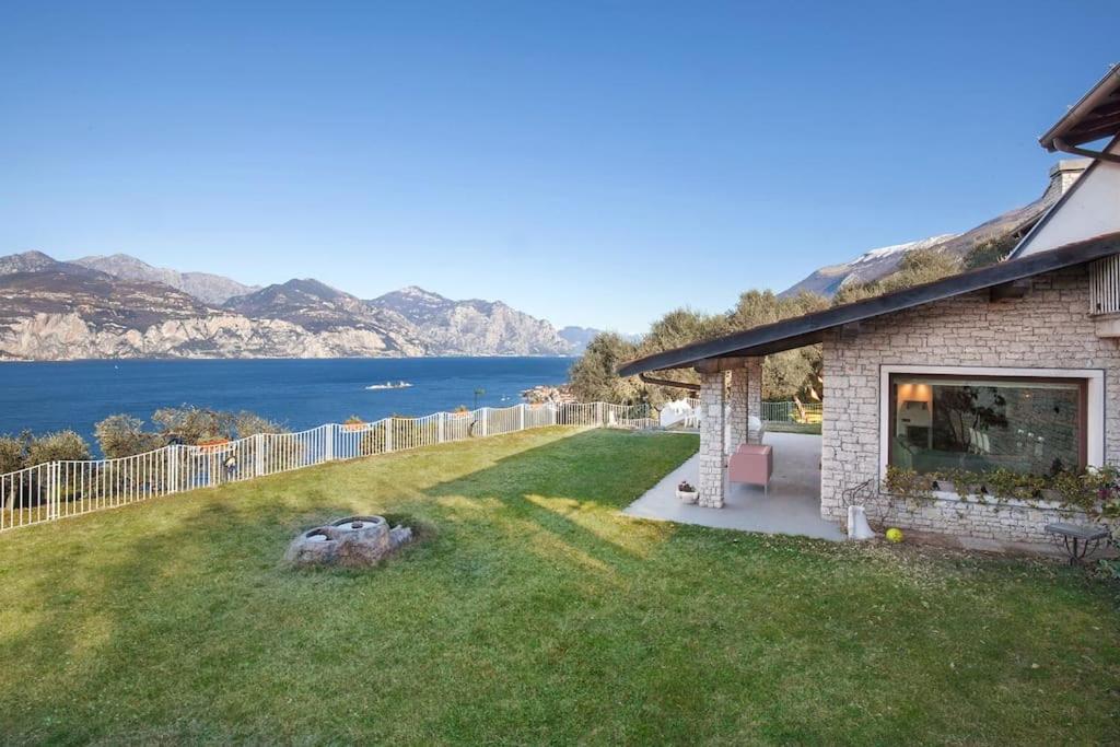 Manuela-vista Villa
